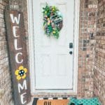 Easy DIY Welcome Sign Perfect for Seasonal Attachments
