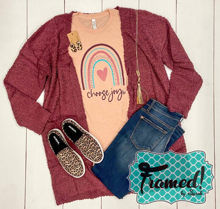 Choose Joy T-Shirt red cardi