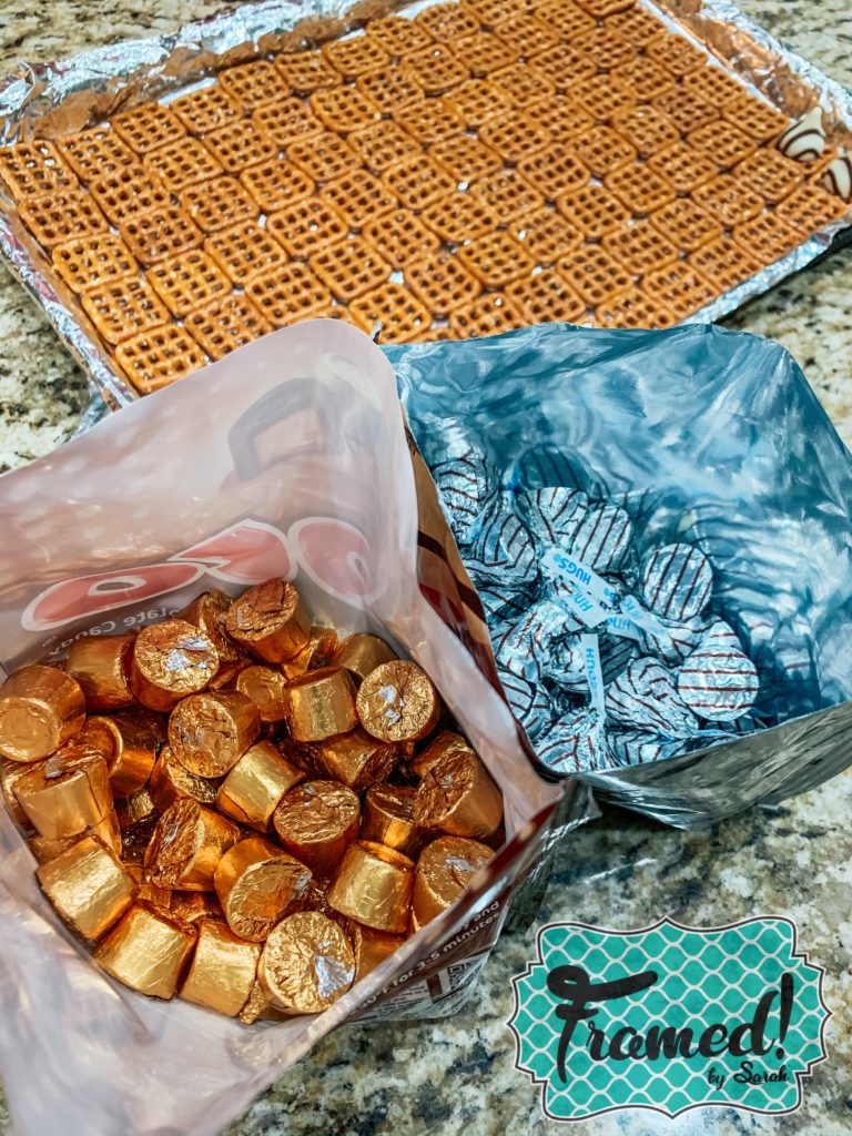 Easy Christmas Snack Tray Rolo