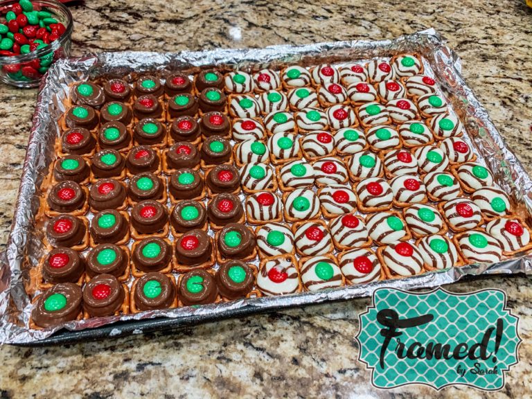 Easy Christmas Snack Tray pretzel