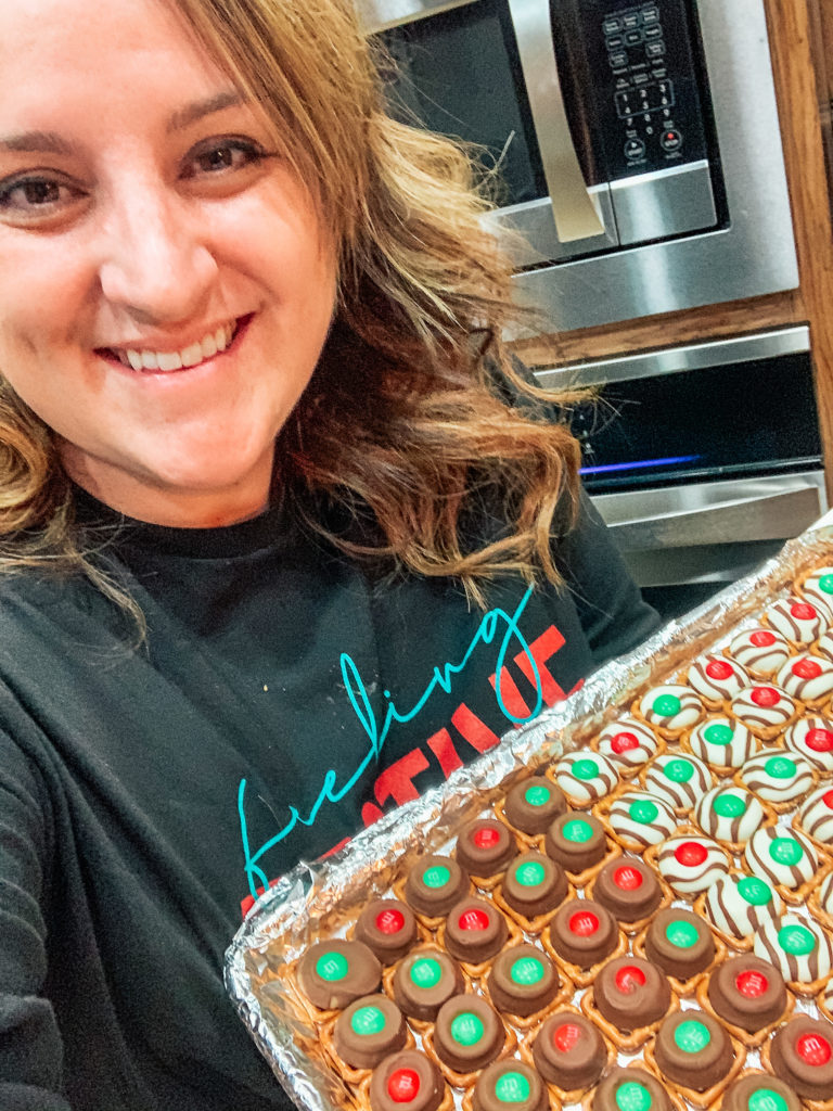 Sarah Easy Christmas Snack Tray