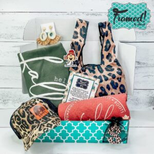Read more about the article All the Fall Vibes • September Monogram Box Reveal
